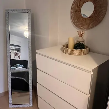 Apartment Elite Spatios Cu 2 Dormitoare - Parcare Gratuita - Wi-fi Rapid -