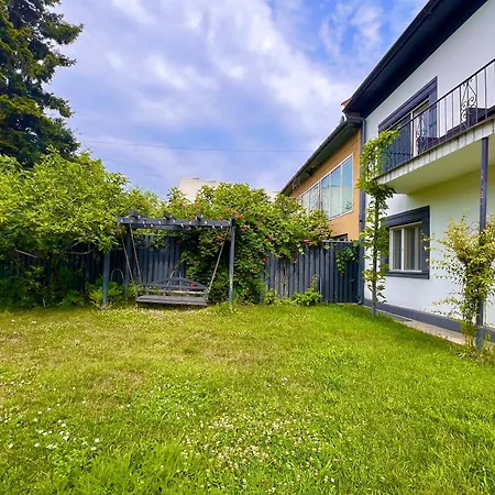 Elite Residence - Modern 2Br - Sleeps 6 - Free Parking